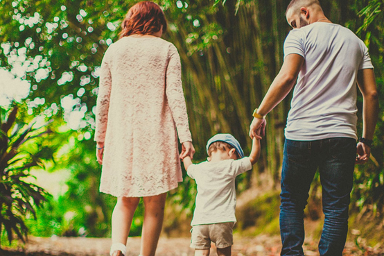 供卵宝宝膝盖磕破了怎么办 供卵宝宝膝盖磕破了怎么办